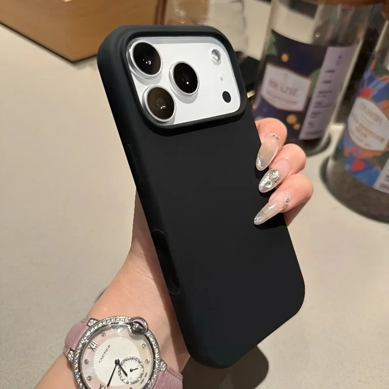 Модный чехол для iPhone 18, 17 – обзор и цена Liquid Silicone Magnetic Phone Case